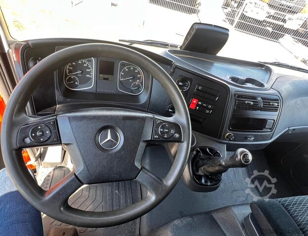 Sonderausbau-Transporter MERCEDES-BENZ Atego 821 L Pritsche6,10m/3 Sitze/Nur 70 tkm/Top