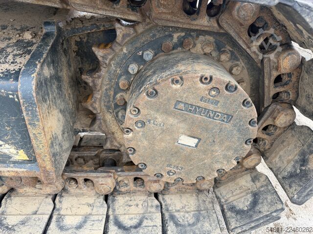 Pelle sur chenilles Hyundai HX 145 ALCR