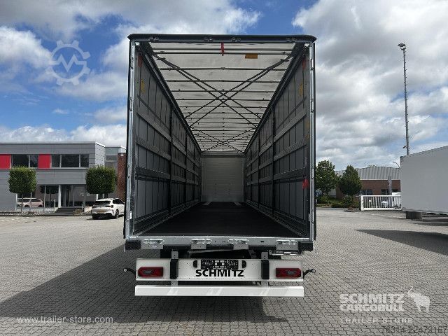 Open semitrailer with tarp Schmitz Cargobull Curtainsider Standard Getränke