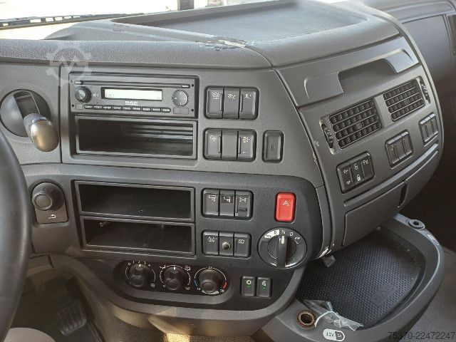 Tractor estándar DAF XF460