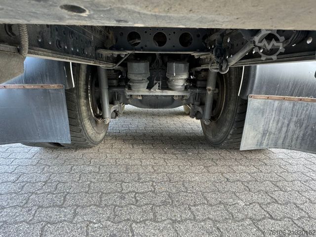 Tovornjak prekucnik MERCEDES-BENZ Axor 2633 Kipper mit Kran Fassi F135