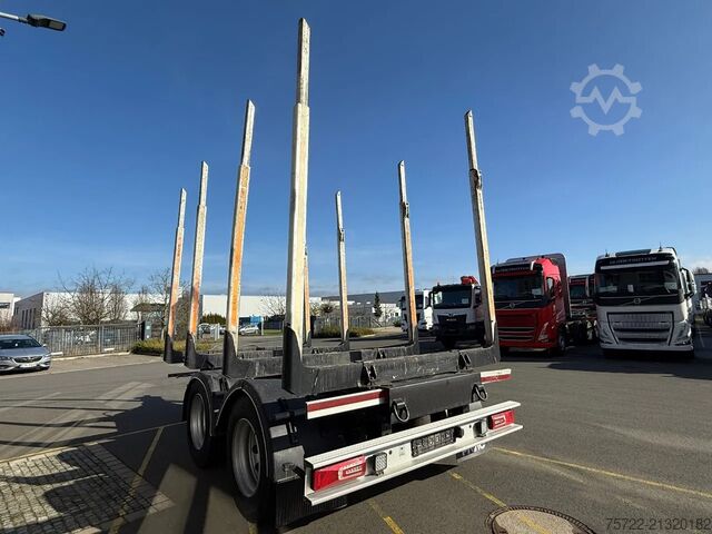 Transportador de madera PAVIC THTA 19 44Z/NEU/1.ACHSE ALS LIFTACHSE THTA 19 4...