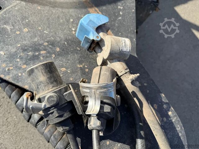 Transportador de madera PAVIC THTA 19 44Z/NEU/1.ACHSE ALS LIFTACHSE THTA 19 4...