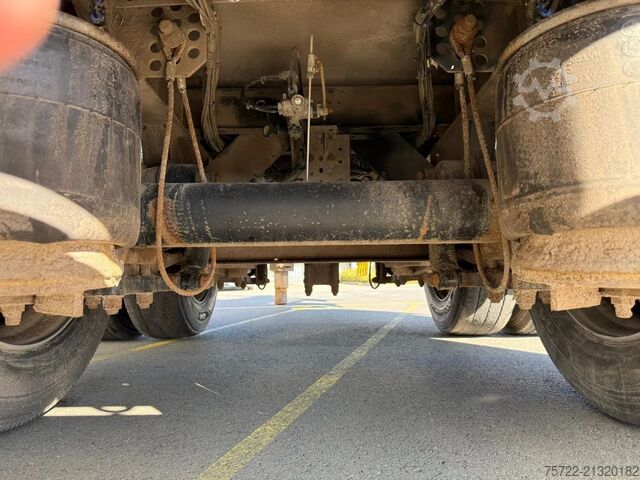 Transportador de madera PAVIC THTA 19 44Z/NEU/1.ACHSE ALS LIFTACHSE THTA 19 4...