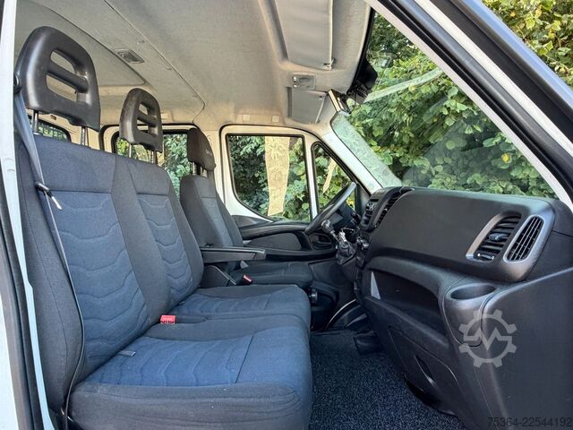Furgoneta pick-up ISUZU Daily 35S12 Doppelkabine Pritsche Ahk+Kran 3,5t