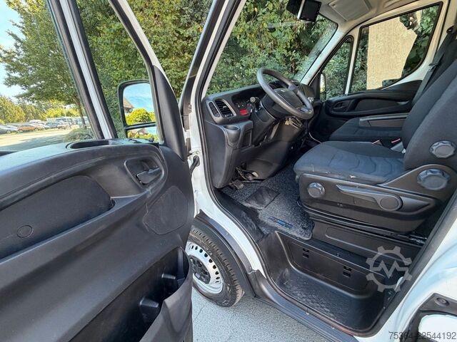 Furgoneta pick-up ISUZU Daily 35S12 Doppelkabine Pritsche Ahk+Kran 3,5t