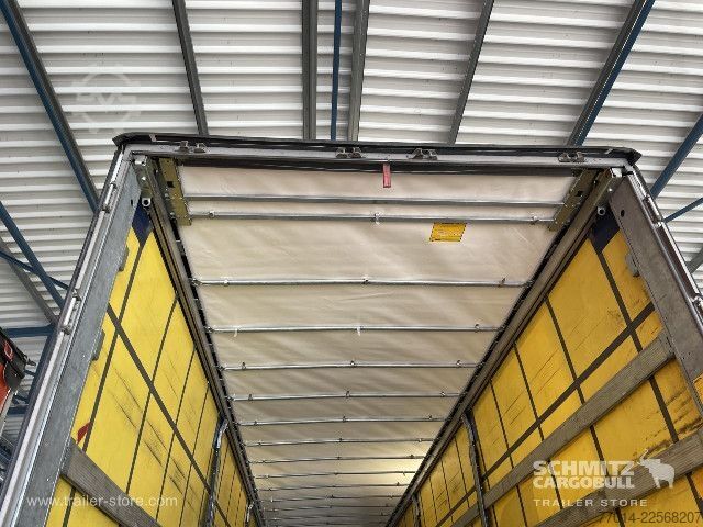 Відкритий напівпричіп з тентом Schmitz Cargobull Curtainsider Standard