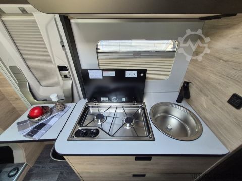 세미 인티그레이티드 캠퍼 Weinsberg CaraCompact 600 MEG Edition PEPPER TraumMobil 2027*Automatik