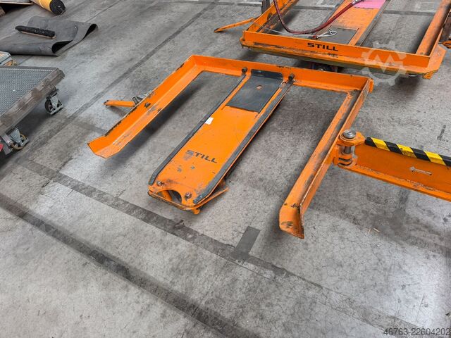 Tugger train trailer Still / LR Gmbh Liftrunner