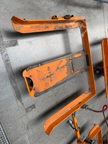 Tugger train trailer Still / LR Gmbh Liftrunner