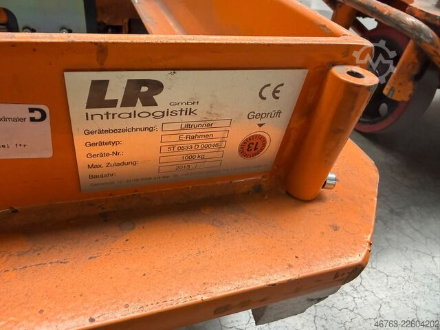 Tugger train trailer Still / LR Gmbh Liftrunner