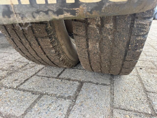SZM มาตรฐาน Iveco Daily 40C13 **DUTCH ORIGINE**