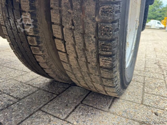 SZM มาตรฐาน Iveco Daily 40C13 **DUTCH ORIGINE**