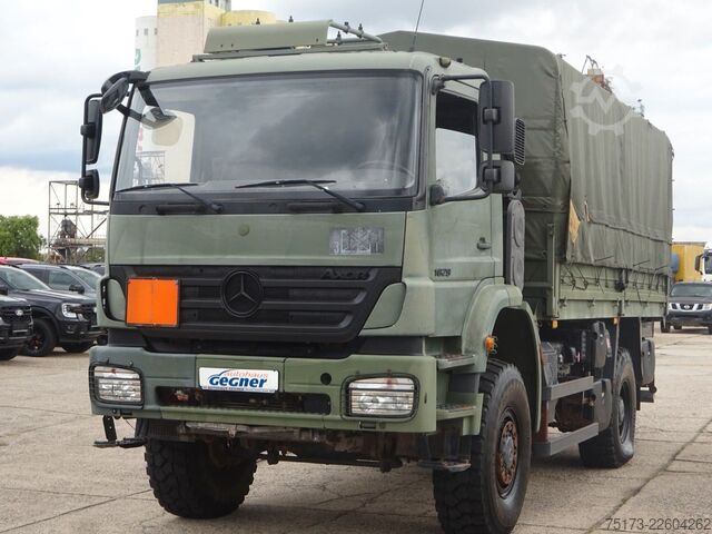 Camión plataforma con toldo MERCEDES-BENZ AXOR-R 1829 A Bm 950.562 Pritsche/Plane