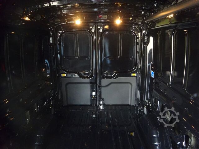 Xe van mui cao FORD Transit Kasten 350 L3H2 4x4 Trail iACC Kam Xenon