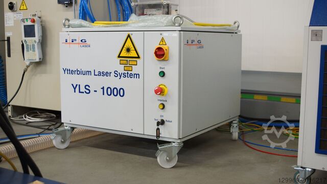 System zrobotyzowany do spawania laserowego YASKAWA  / MOTOMAN MH6/ IPG YLS-1000 LASER WELDING