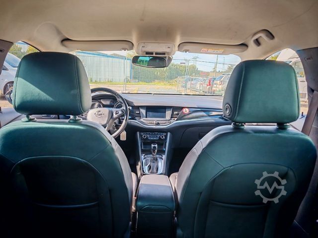 Minibusz OPEL Astra 1.4 Turbo Sports Tourer/LED/Kamera/Klima