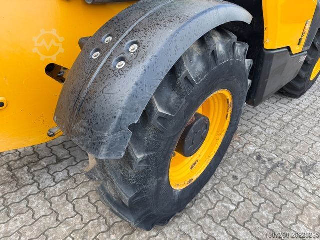 Andre JCB 535-125 / 2016 BJ / 3.571 H / 12.5 Meter
