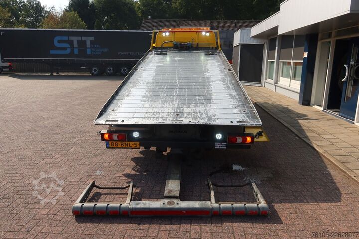 Xe phục hồi Mercedes-Benz Atego 1221 L Takelwagen 6 persoons