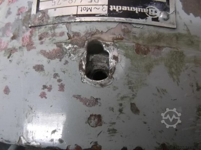 Elektromotor 1,5 kW 685 U/min Bauknecht RF4/8-75