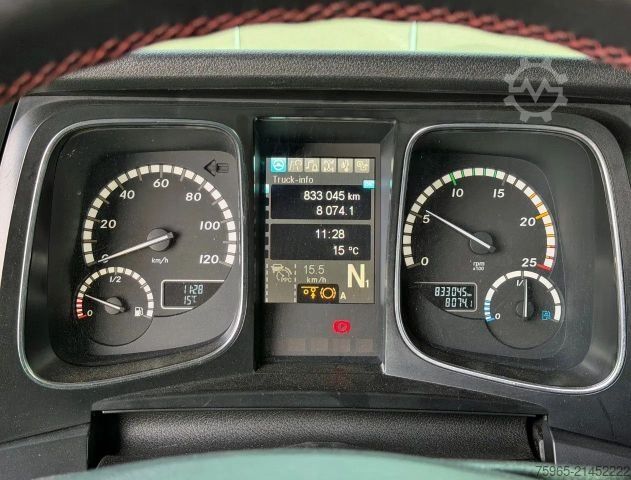 Unit traktor standar MERCEDES-BENZ Actros 963-4-D