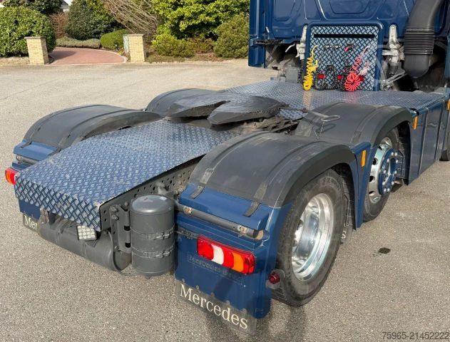 Unit traktor standar MERCEDES-BENZ Actros 963-4-D