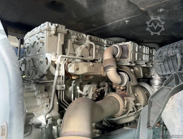 Unit traktor standar MERCEDES-BENZ Actros 963-4-D