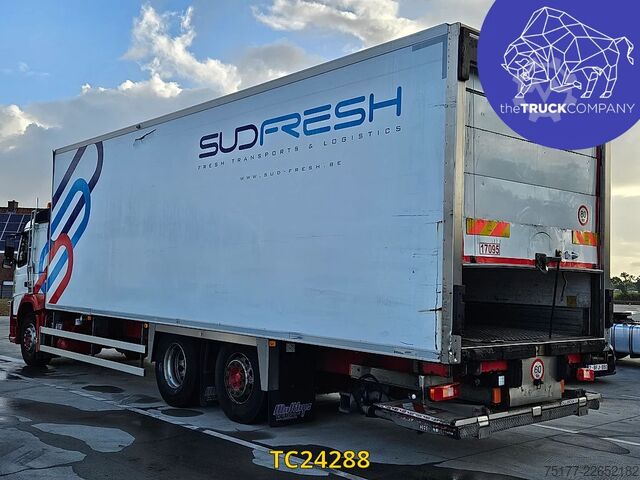 Транспортиране в хладилник/замразено Volvo FM