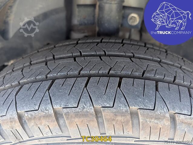 Подемна платформа Renault Master 145.35 nacelle klubb