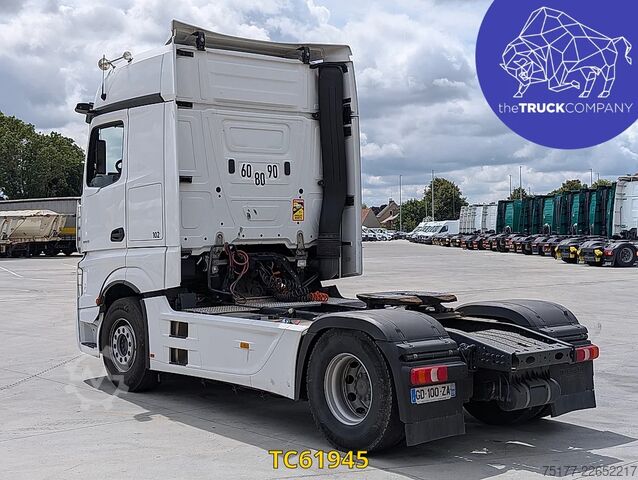 Standard-SZM Mercedes-Benz Actros 1853