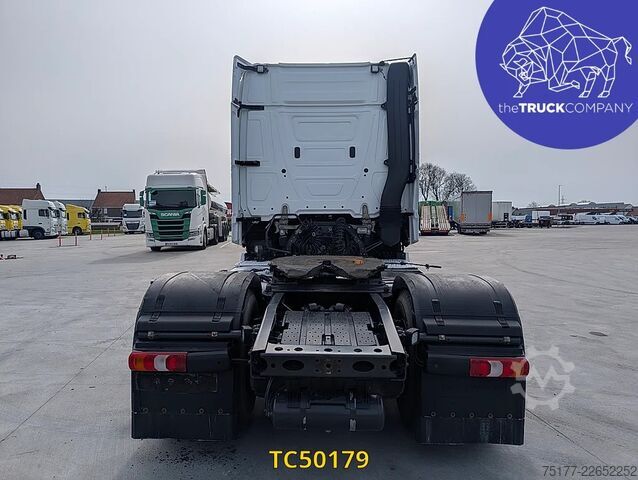 Estándar-SZM Mercedes-Benz Actros 1963
