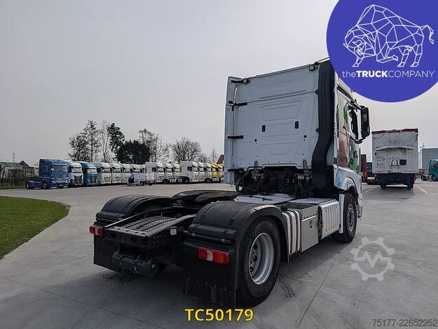 Estándar-SZM Mercedes-Benz Actros 1963
