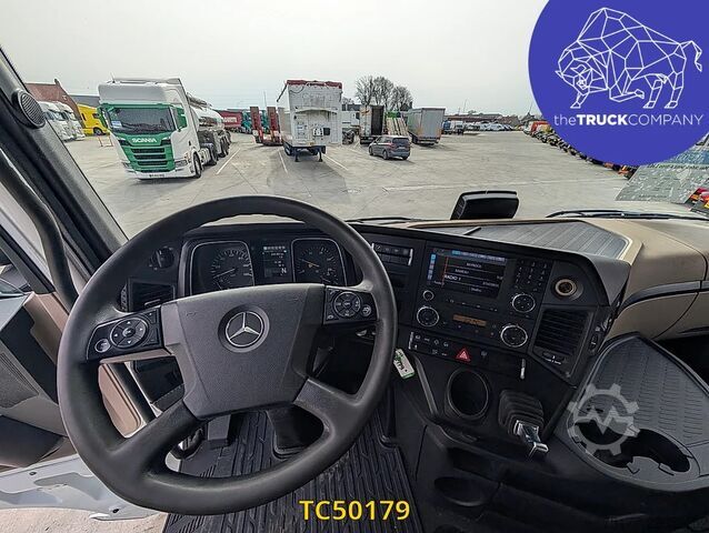 Padrão-SZM Mercedes-Benz Actros 1963