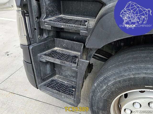 Танкер Renault T 440
