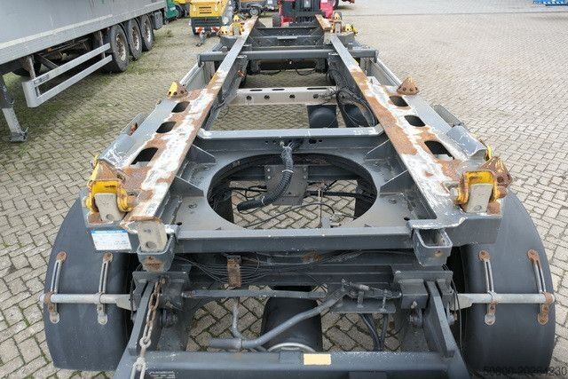 Perävaunu HÜFFERMANN HMA 18.24 LS Vario-Carrier, 2x Absetzcontainer