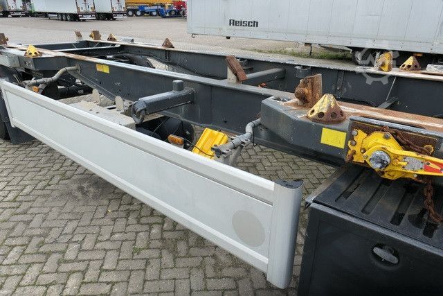 Perävaunu HÜFFERMANN HMA 18.24 LS Vario-Carrier, 2x Absetzcontainer
