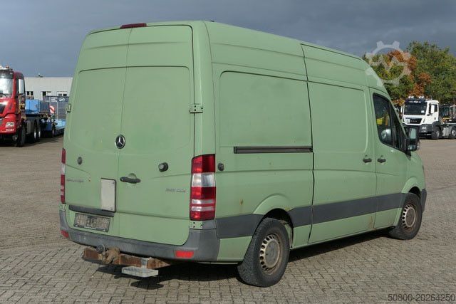 Høy tak varebil MERCEDES-BENZ 316 CDI Sprinter 4x2, Klima, Bott-Regale, AHK