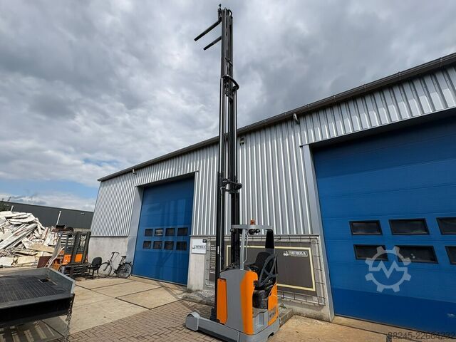 VS-23040 Reachtruck FMX-14 / 9200mm STILL FMX-14
