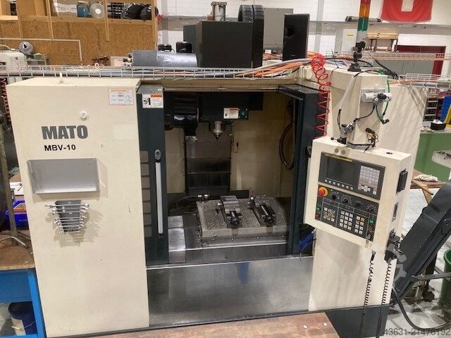 Centro de mecanizado vertical Sytak MBV 10 + 4te Achse teilapparat Quaser, Mori Seiki, Doosan