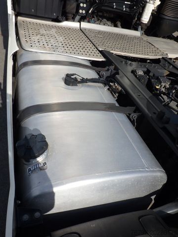 Standard trekkvogn DAF XF 480 FT SSC/Skylight/Ret./PTO/2xTank/Standklim