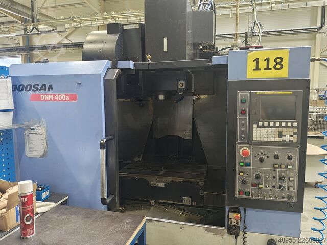 ভার্টিক্যাল মেশিনিং সেন্টার Doosan DNM 400A