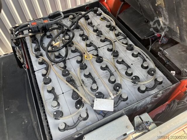Carretilla eléctrica de 3 ruedas Linde E16C