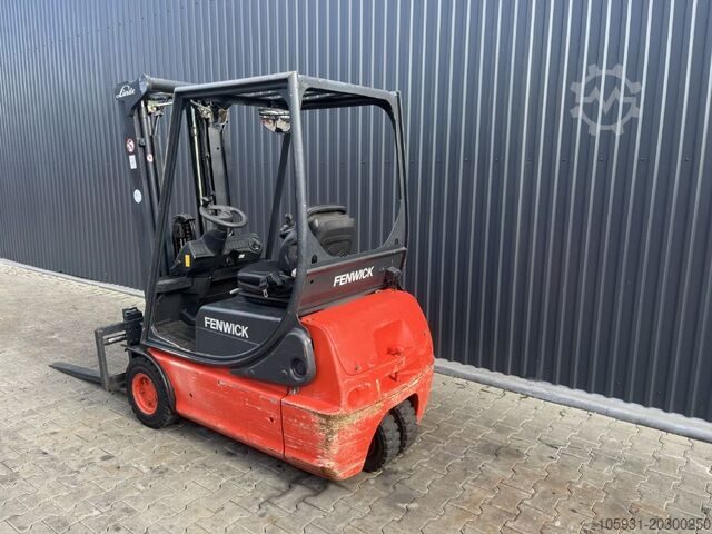 Electric 3-wheel forklift Linde E16C-01