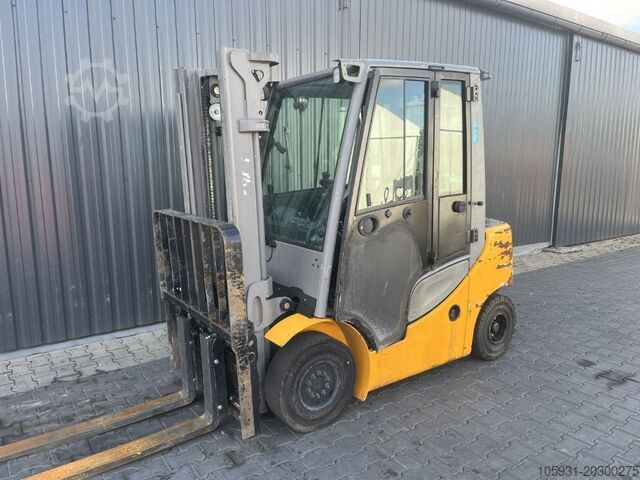  Jungheinrich DFG425s