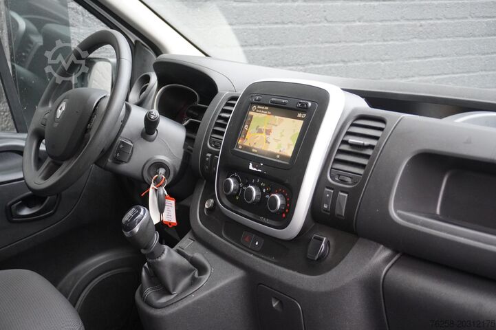 Kastiauto Renault Trafic 2.0 dCi 120PK 2x Schuifdeur EURO 6 - Air...