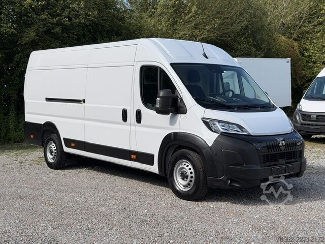 Furgon blaszak z wysokim dachem i długim rozstawem osi Peugeot Boxer Kasten 435 L4H2  180 AUT/NAvi/PDC