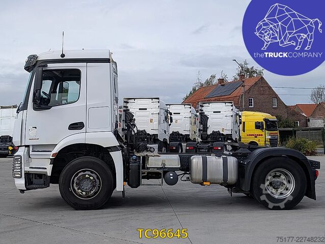 Standard SZM Mercedes-Benz Arocs 1843