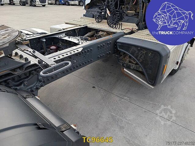 Standard SZM Mercedes-Benz Arocs 1843