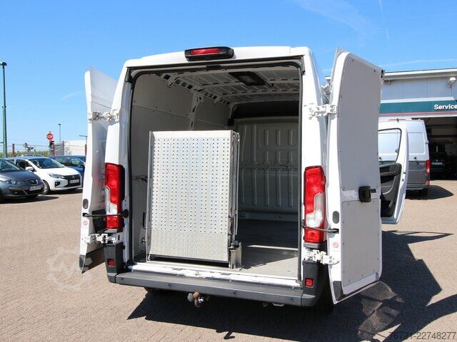 Fourgon Fiat Ducato 30 MJet L2H2 KAMERA+TEMPOMAT+270°TÜR+AHK