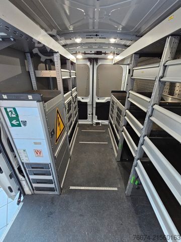 Furgoneta de caja alta FORD Transit Kasten 350 L3H2 Navi AHK Bott Regalsys.